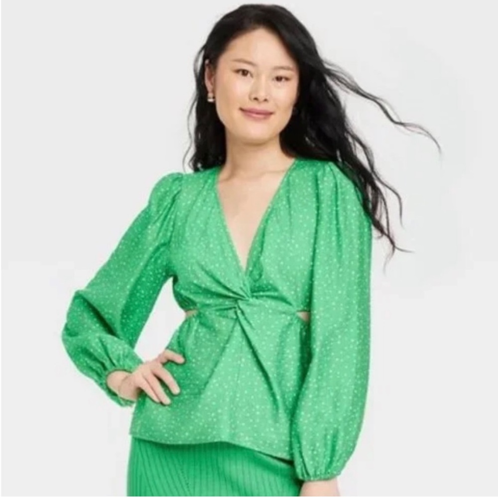 A New Day Women's Green & White Dots Twist
Front Long Sleeve Top